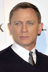 Daniel Craig
