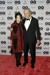 Nino Cerruti mit Begleitung