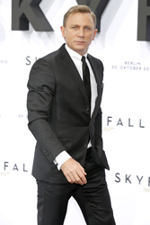 Daniel Craig