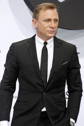 Daniel Craig