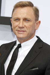 Daniel Craig