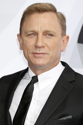 Daniel Craig