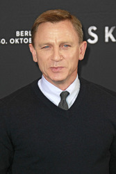 Daniel Craig