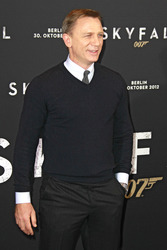 Daniel Craig