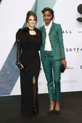 Sara Nuru mit Elisa Schmidt