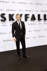 Daniel Craig