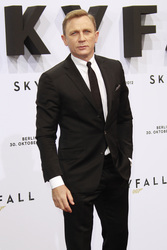 Daniel Craig
