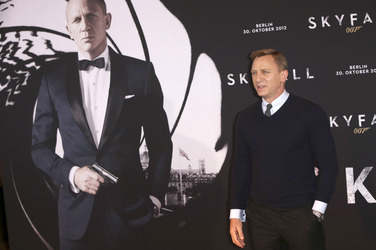 Daniel Craig