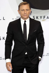 Daniel Craig
