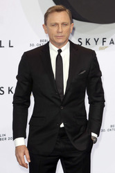 Daniel Craig