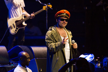 Kaftklub mit Kapitän-Raphi