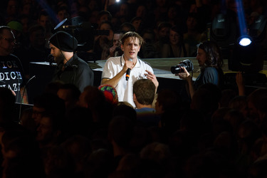 Felix Brummer / Felix Krummer (Kraftklub)