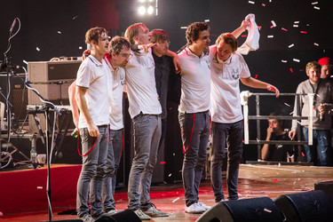 Kaftklub mit Gast Casper