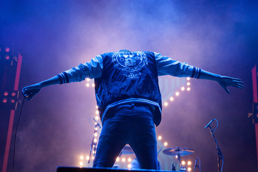 Felix Brummer / Felix Krummer (Kraftklub)