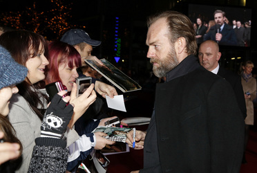 Hugo Weaving