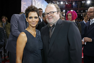 Halle Berry, Stefan Arndt