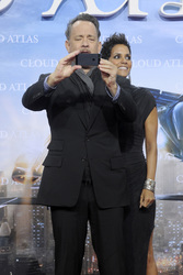 Tom Hanks, Halle Berry