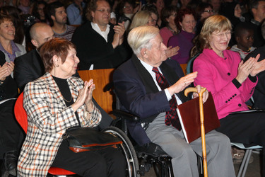 Helmut Schmidt mit Lebensgefährtin Ruth Loah, Dorothee Stapelfeldt