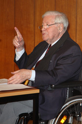 Helmut Schmidt