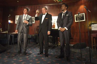 Mark Adams als Dean Martin, Stephen Triffitt als Frank Sinatra, Jay Marsh als Sammy Davis Jr.