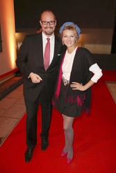 Patrick Henkel, Ella Endlich