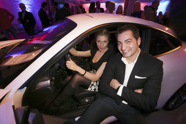 Franziska Weisz, Bülent Sharif