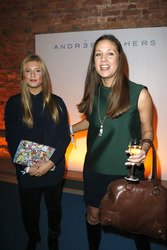 Luna Schweiger, Dana Schweiger