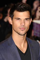 Taylor Lautner