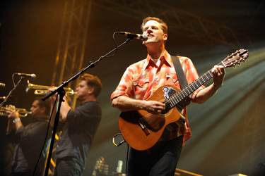 Joey Burns (Calexico)