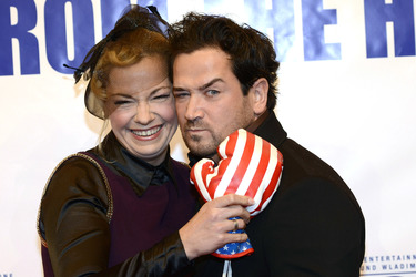 Mareike Eisenstein, Sam Eisenstein