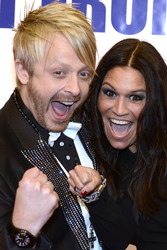 Ross Antony mit Begleitung