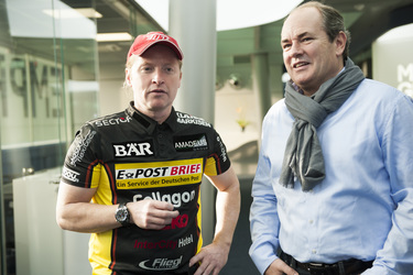 Joey Kelly, Wolfram Kons