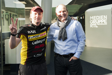 Joey Kelly, Wolfram Kons