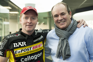 Joey Kelly, Wolfram Kons