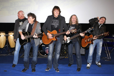 Peter 'Eingehaengt' Meyer, Dieter 'Quaster' Hertrampf, Dieter 'Maschine' Birr, Peter 'Bimbo' Rasym, Klaus Scharfschwerdt (Puhdys)