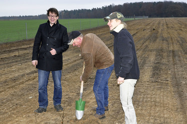 Stefan Birkner mit Jochen und Astrid Helmke