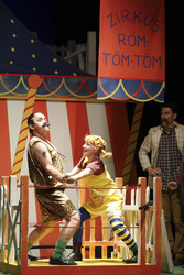 Jens Peter Brose, Julia Hell