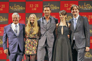 Cameron Mackintosh, Amanda Seyfried, Hugh Jackman, Anne Hathaway, Tom Hooper