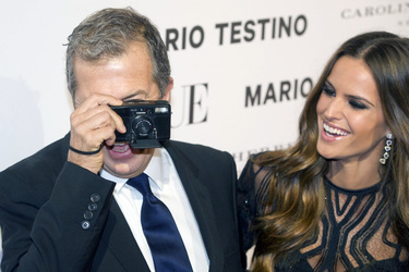 Mario Testino, Izabel Goulart