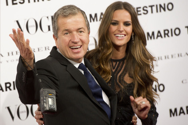 Mario Testino, Izabel Goulart