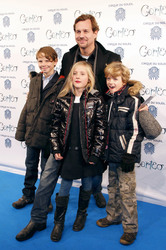 Thomas Heinze mit Begleitung