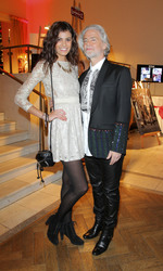 Alisar Ailabouni, Hermann Bühlbecker