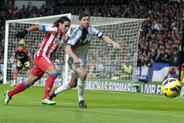 Radamel Falcao, Xabi Alonso