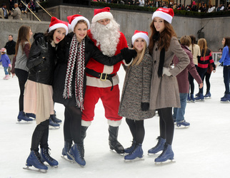 Julia Goldani Telles, Kaitlyn Jenkins, Bailey Buntain, Emma Dumont