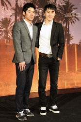 Kim Hee-seong / Hee-sung Kim, Lee Don-ku / Donku Lee