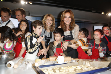 Ursula Karven, Caroline Beil