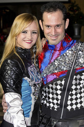 Isabel Volk, Forrest Ryan McKinnon