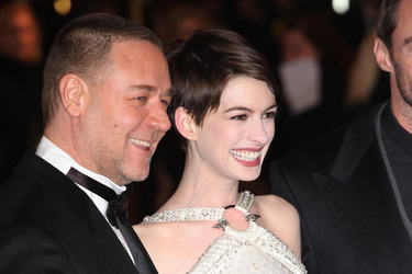 Russell Crowe, Anne Hathaway