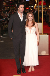 Sacha Baron Cohen, Isla Fisher