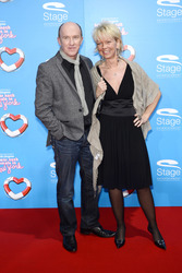 Peter Nottmeier mit Begleitung